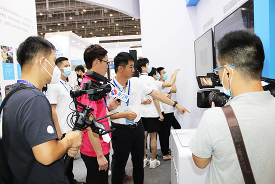 萬賓科技應(yīng)邀2020中國(廈門)防災(zāi)減災(zāi)與應(yīng)急救援技術(shù)裝備(圖2) 萬賓科技應(yīng)邀2020中國(廈門)防災(zāi)減災(zāi)與應(yīng)急救援技術(shù)裝備(圖2)