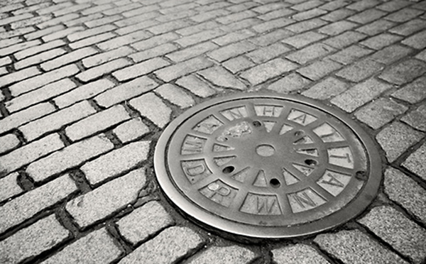 萬賓智能井蓋傳感器,讓井蓋管理更“智慧”(圖1) 萬賓智能井蓋傳感器,讓井蓋管理更“智慧”(圖1)