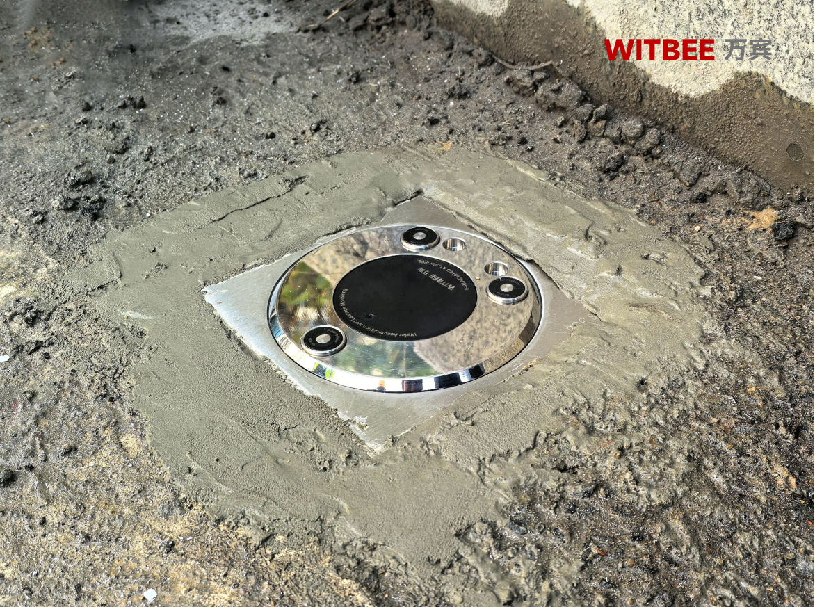 地埋式積水監(jiān)測儀—易澇風險點“警報器”(圖3) 地埋式積水監(jiān)測儀—易澇風險點“警報器”(圖3)